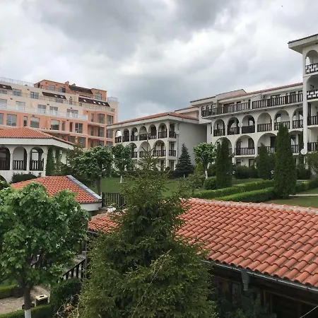 Kambani Nadezhda Apartment