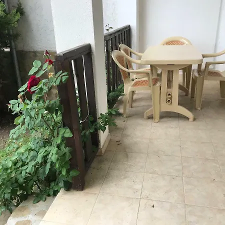 Apartment Kambani Nadezhda