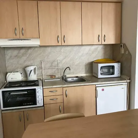 Kambani Nadezhda Sveti Vlas