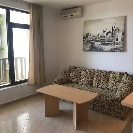 Kambani Nadezhda Apartment