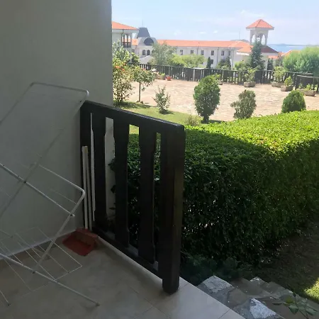 Kambani Nadezhda * Sveti Vlas