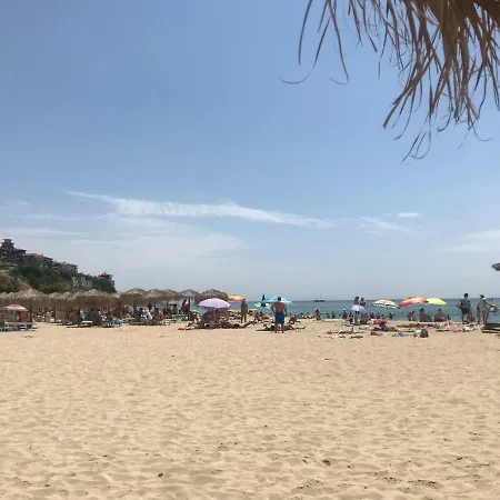 Kambani Nadezhda Apartment Sveti Vlas