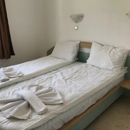 Kambani Nadezhda * Sveti Vlas